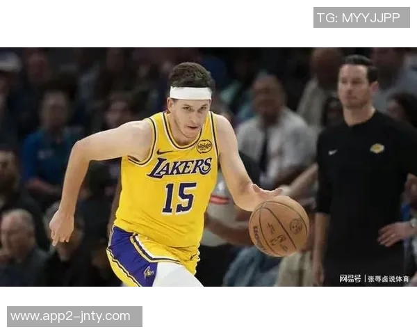 吉莱斯皮表现出色14投10中斩获25分4篮板6助攻三分球命中率高达625