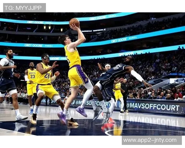 下场对阵太阳里夫斯强调团队需明确战术执行的重要性